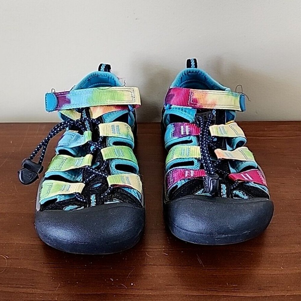 Keen Newport H2 Size 3 Girl's Sandals in rainbow